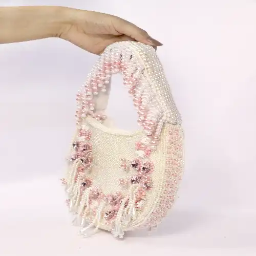 lady handmade bags